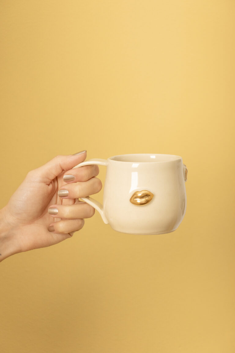 Caneca beijinho 200ml + pires