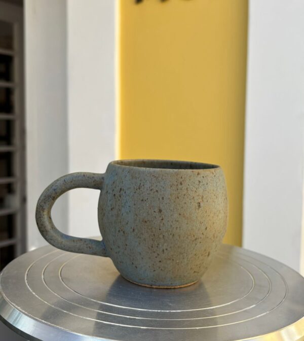 Caneca verde fosco
