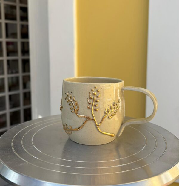 Caneca galhos ouro