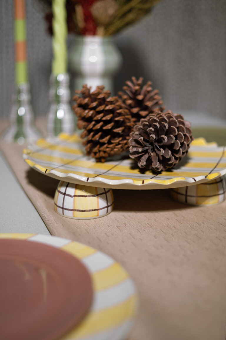 Prato alto Chess | cor amarelo canário